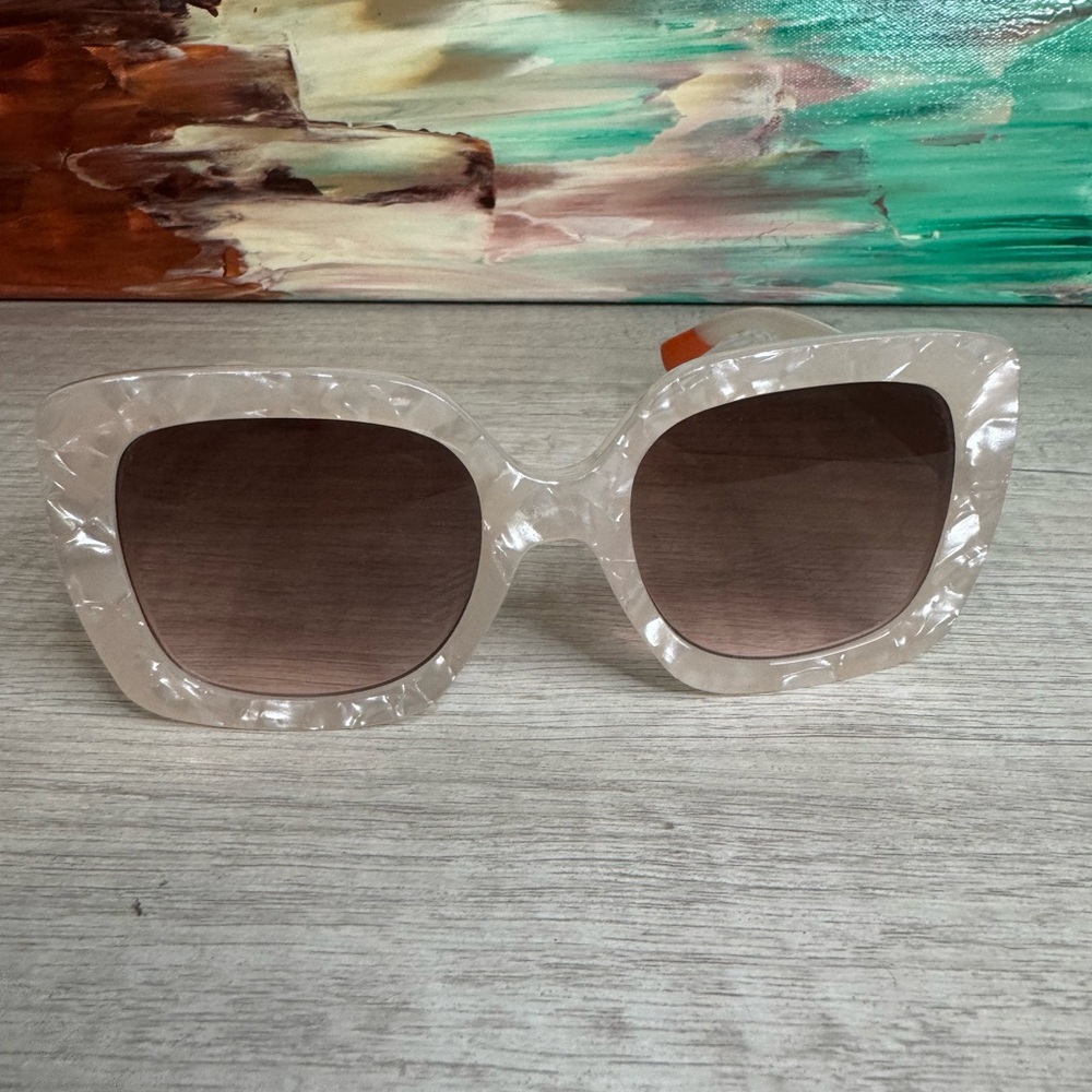 LDT Oversized Beige Pearl Square Sunglasses – Orange Accent